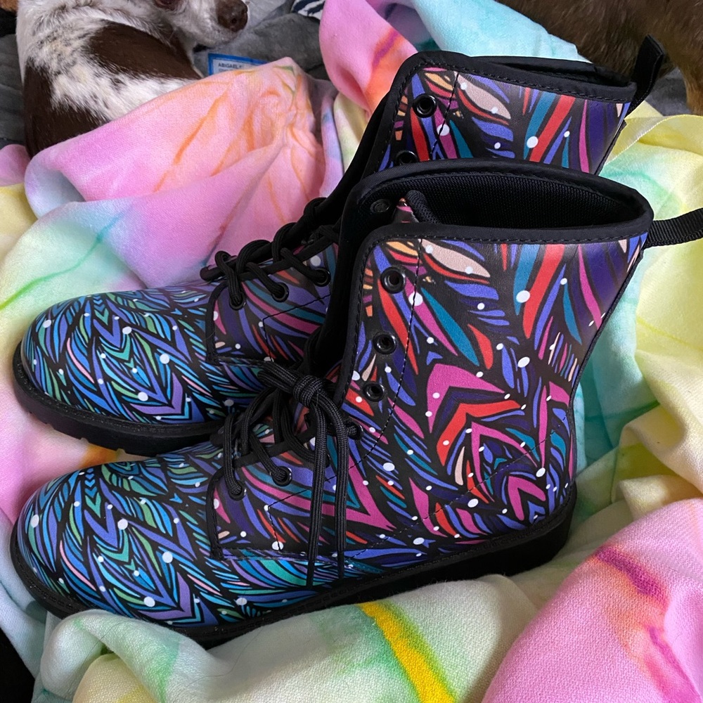 Unbranded Vegan Combat Boots unisex size 42. NWOT